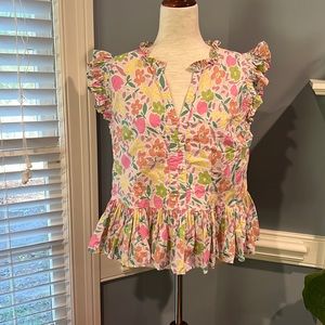 Karlie floral cotton ruffle top size large. Guc.